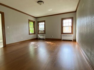 527 College Ave #2, Rockford, IL 61104