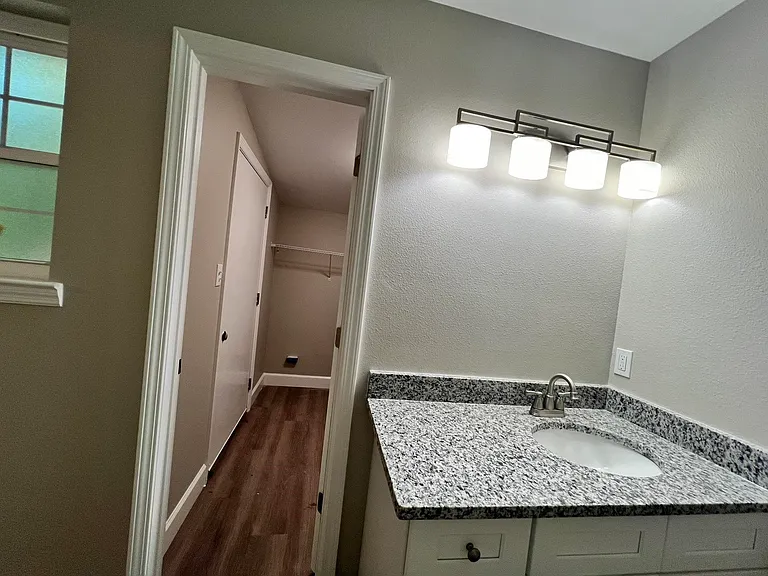 2431 Ramblewood Ct #A — Photo 16