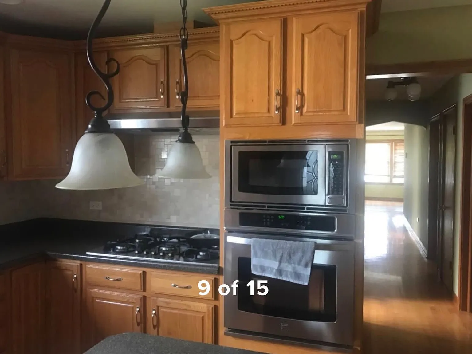 3 bed, 1200 sqft, $2,100 — Photo 2