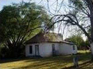 152 Morris Dr, Montgomery, WV 25136