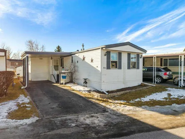 99 Arbour Lake Rd NW #86, Calgary, AB T3G 4E4