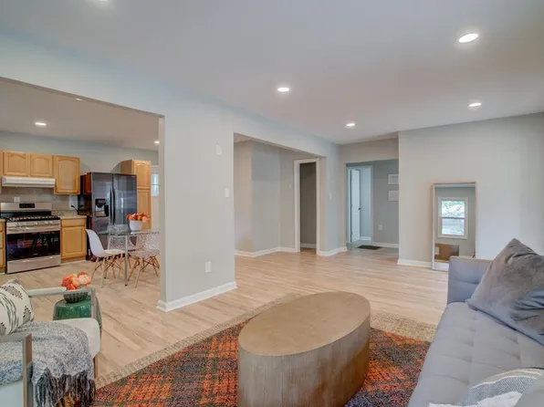 4527 Holly St, North Charleston, SC 29405