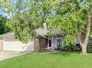 401 Emancipation Dr, Broussard, LA 70518