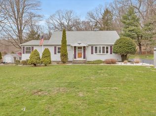 284 Bristol St, Waterbury, CT 06708