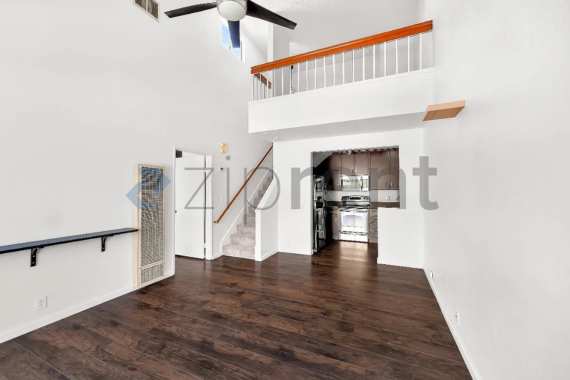1 bed, 685 sqft, $2,700 — Photo 3