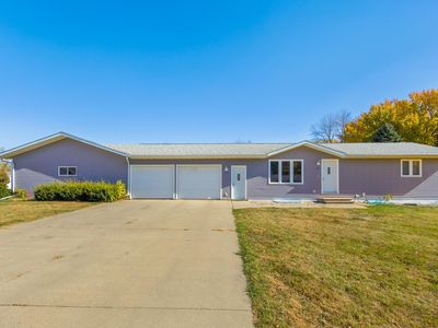552-554 6th Ave NW, Sioux Center, IA, 51250