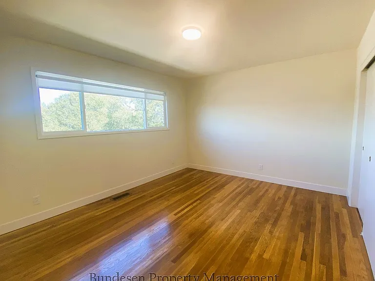 77 Sunny Hill Dr — Photo 9