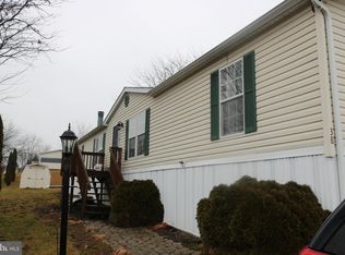 38 Broadwing Dr, Hanover, PA 17331