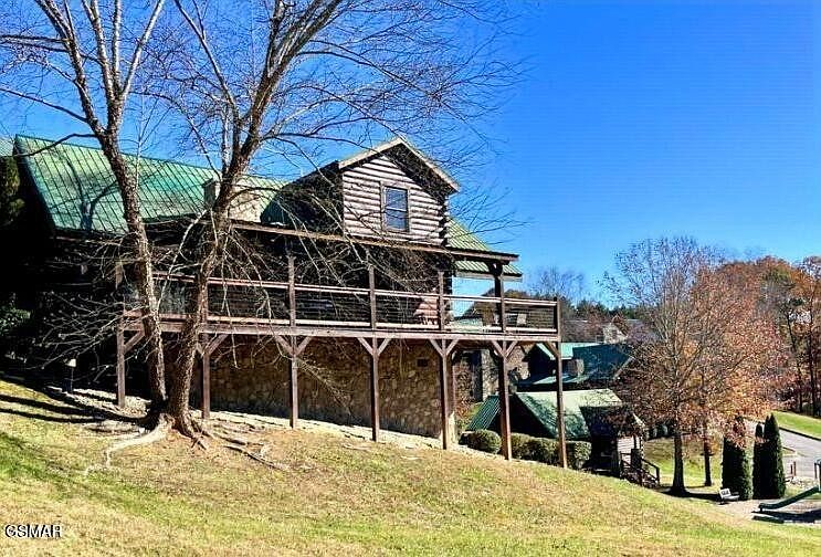 1st image of 1653 Little Cabin Loop
