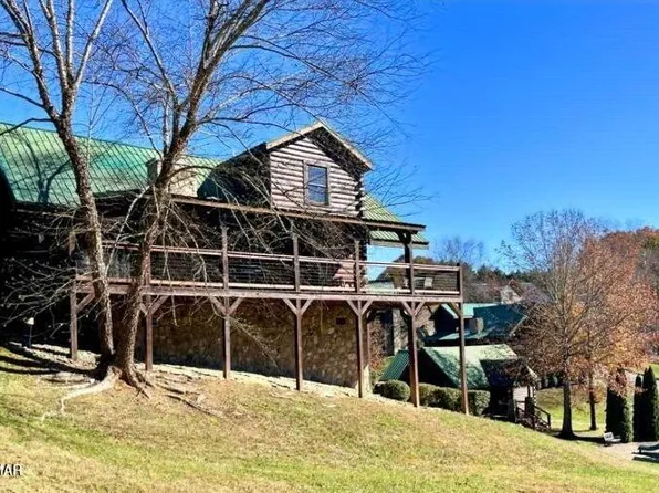 1653 Little Cabin Loop, Sevierville, TN 37862