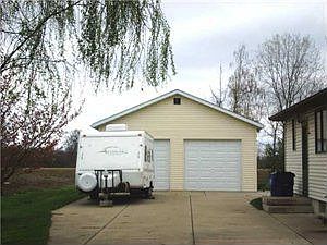 2nd image of 1600 Campbell Blvd