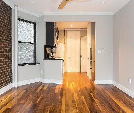 5th image of 221 E 23rd St APT 11A