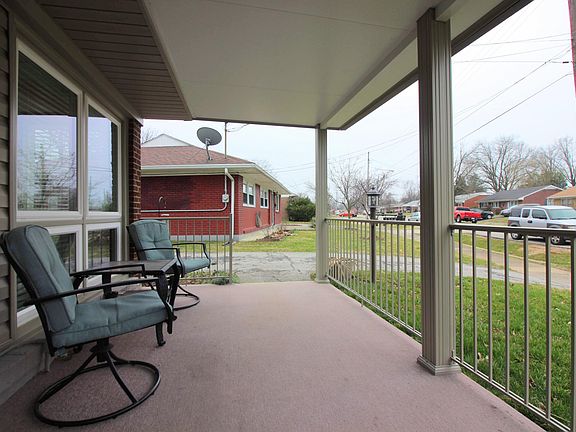 5th image of 3305 Moulton Ln