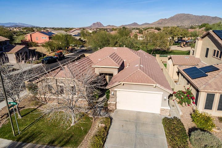 1st image of 3444 W Warren Dr