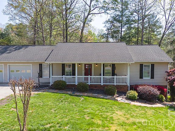 5th image of 100 Horse Shoe Ln