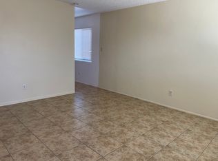 3801 Soranno Ave #C, Bakersfield, CA 93309