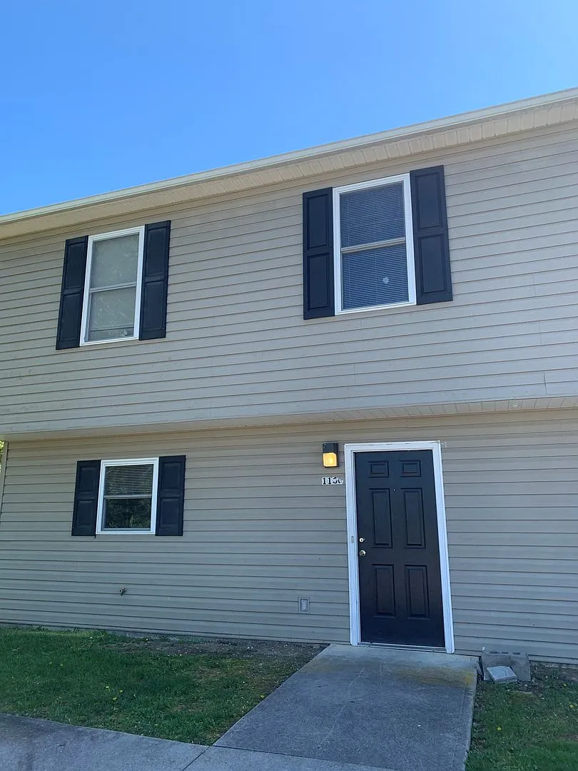 3 Bedroom 2.5 Bath Townhouse — Photo 1