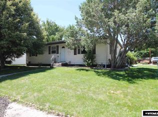 916 Westview Dr, Riverton, WY 82501