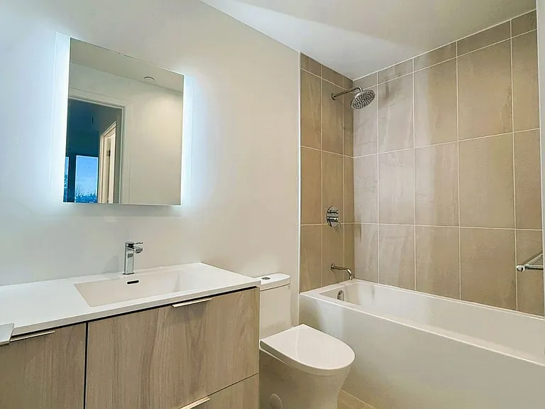 185 Alberta Ave #306 — Photo 8