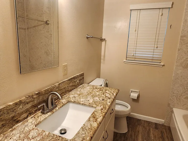 1117 Lancaster Way — Photo 18