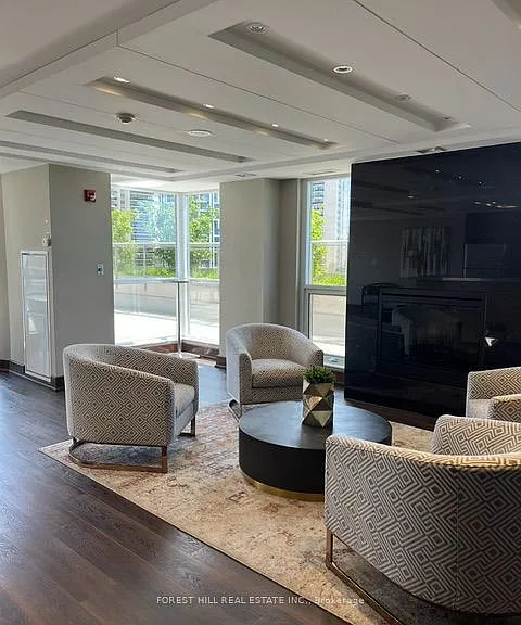 1430 Yonge St #203 — Photo 18
