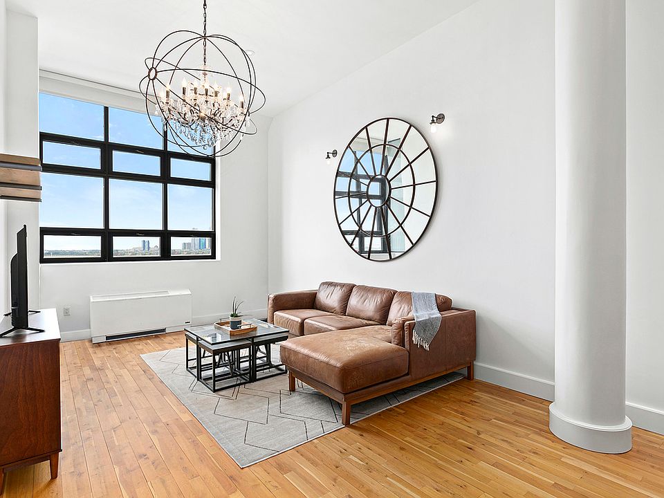 1st image of 360 Furman St APT 1034