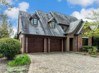 10 Village Oak Dr, Arden, NC 28704