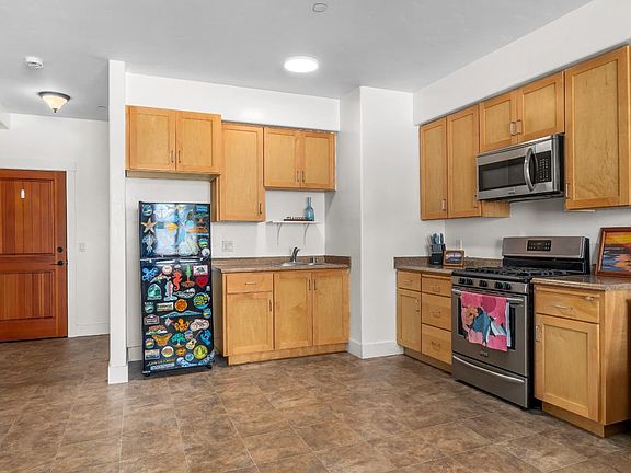 2nd image of 708 Frederick St APT 202