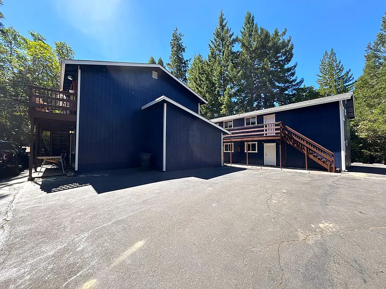 2148 Primrose Dr #1 — Photo 23