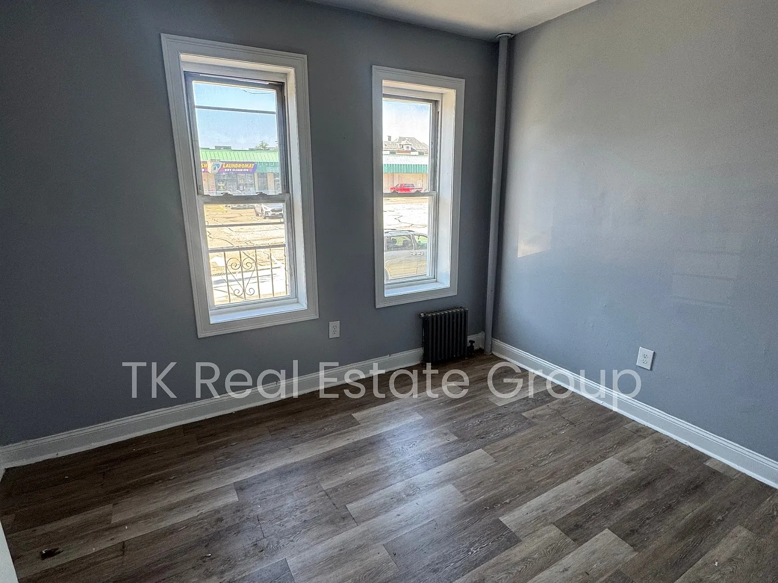 Studio, 450 sqft, $1,325 — Photo 3