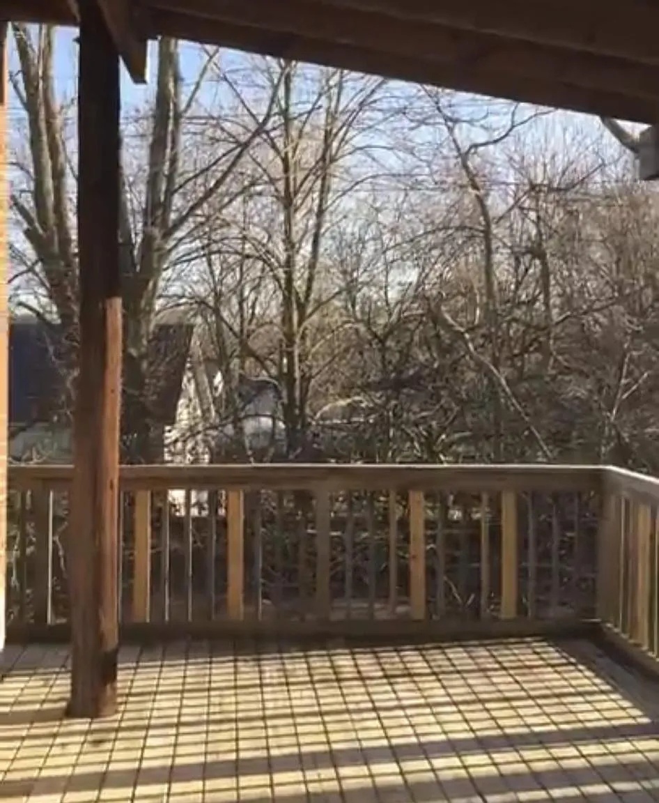 2 bed, 1000 sqft, $1,200 — Photo 2