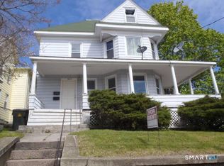 835 Bank St, New London, CT 06320