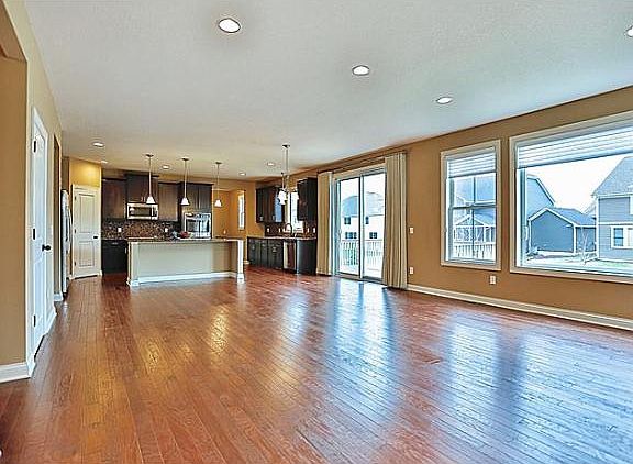 4th image of 11178 Stillwater Ln