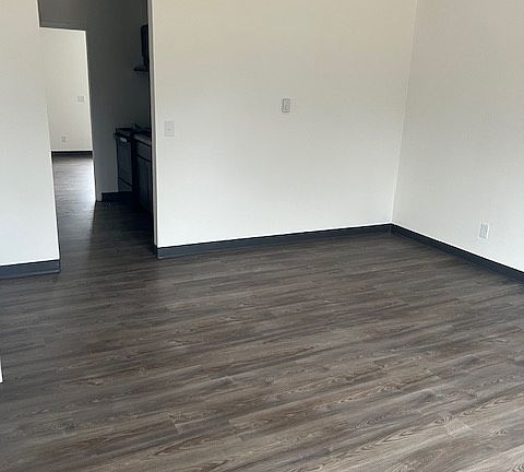 2nd image of 432 Martin Rd APT A