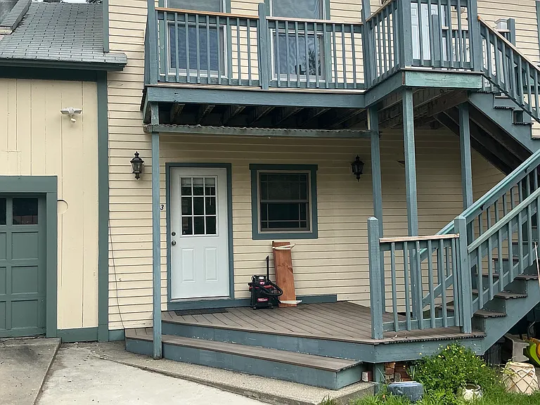 50 N Whitney St — Photo 13