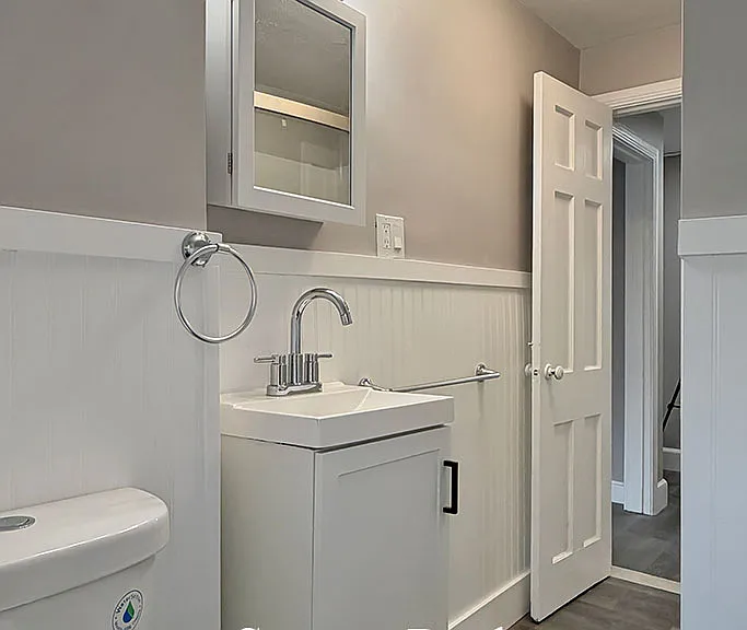 41 Jenckes St #3 — Photo 7