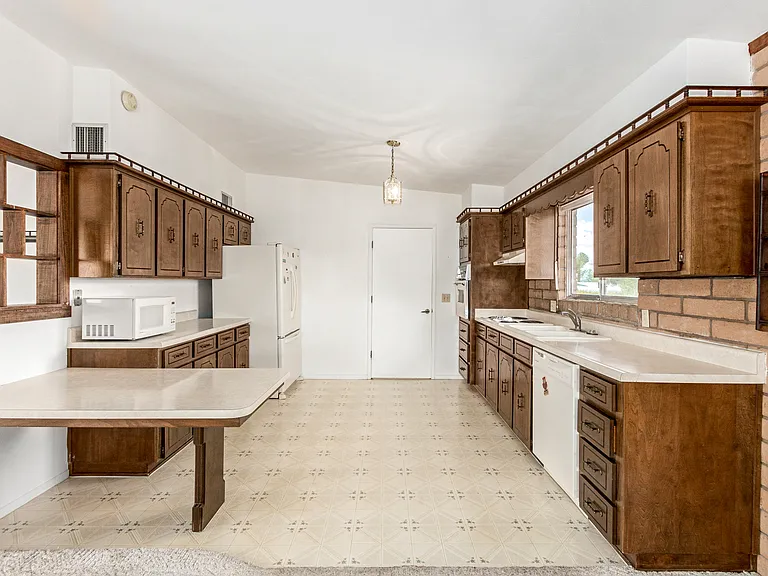 16381 S Observatory Pl — Photo 12