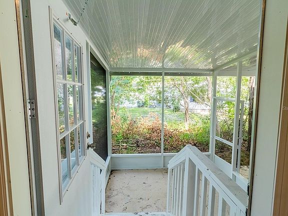 5th image of 2428 Ayerswood Dr