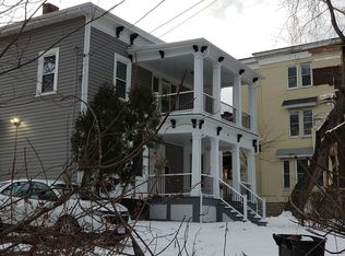 32 Wayne St, Boston, MA 02121