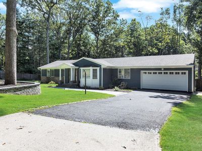 12 Laura Lane, East Setauket, NY, 11733
