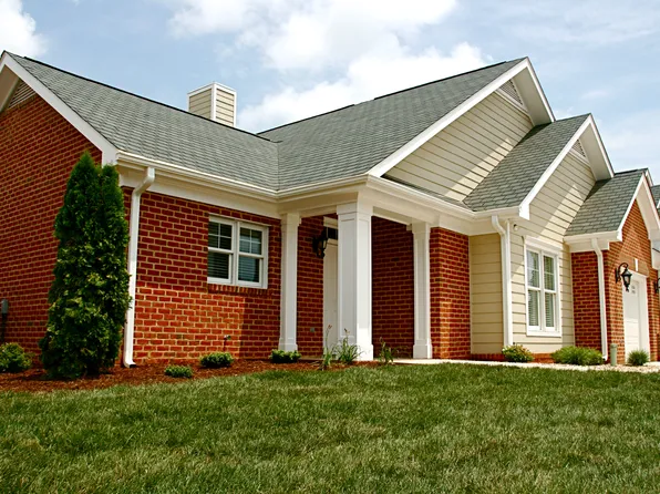 150 Retirement Dr, Hardy, VA 24101