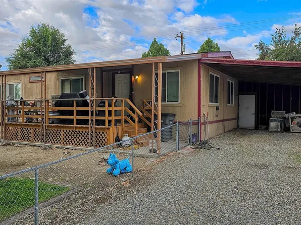 490 1st Ave, Yerington, NV 89447