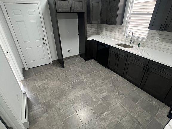 2nd image of 611 Magnolia Ave Floor 2