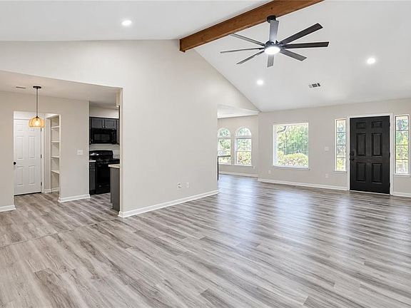 4th image of 3821 River Rd