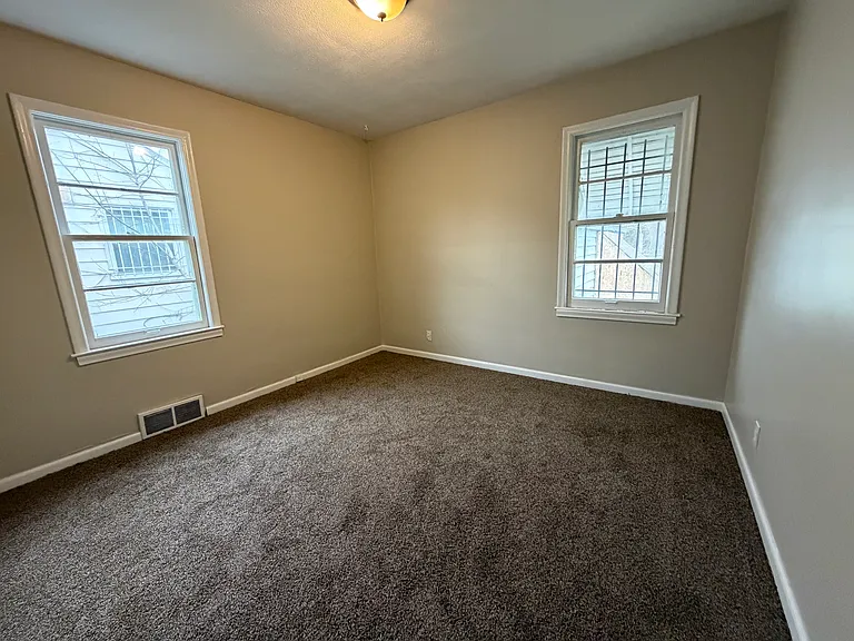 1260 Lavender Ave — Photo 8