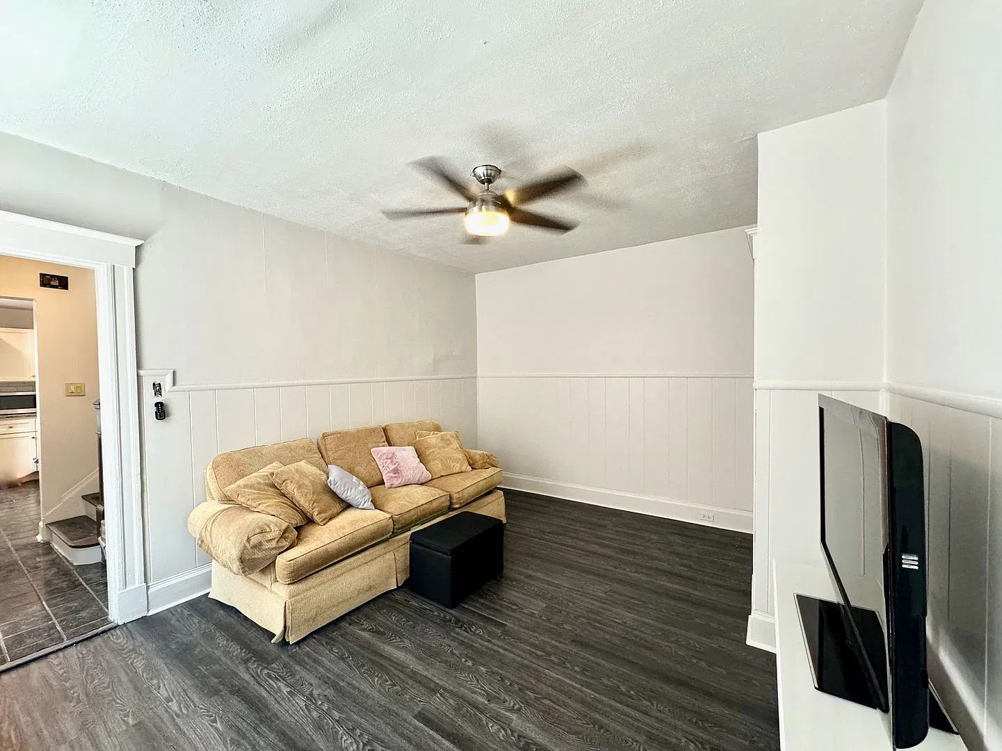 5 bed/2 bath on Stratford Ave Mins. from UC Campus for Only $750/pp ($3750/mo) — Photo 3