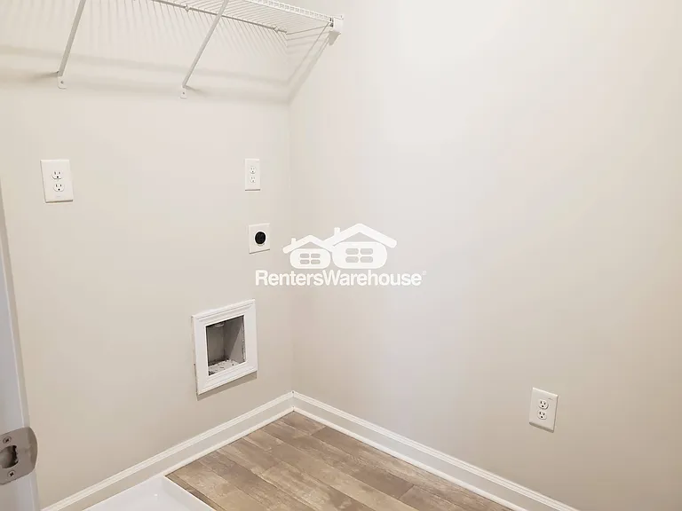 1761 Orange Grove Pl — Photo 6