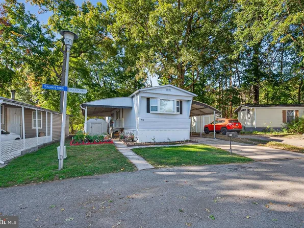 210 Trailway Rd, Middle River, MD 21220