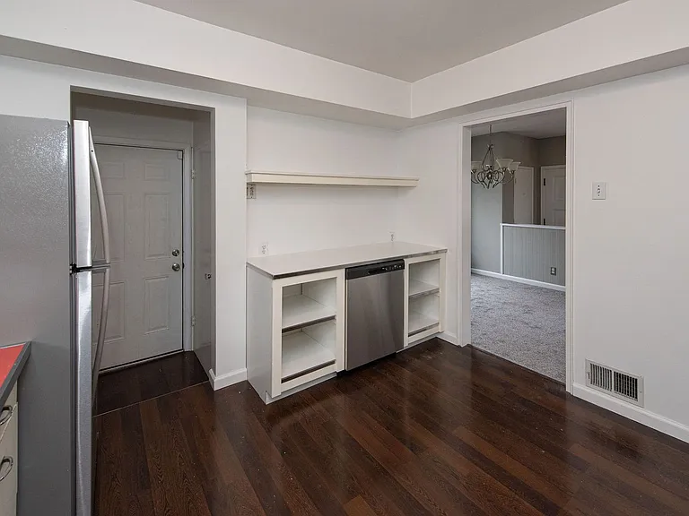 3031 Irvella Pl — Photo 22