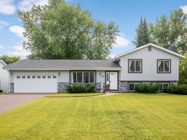 914 98th Ave NE, Blaine, MN 55434